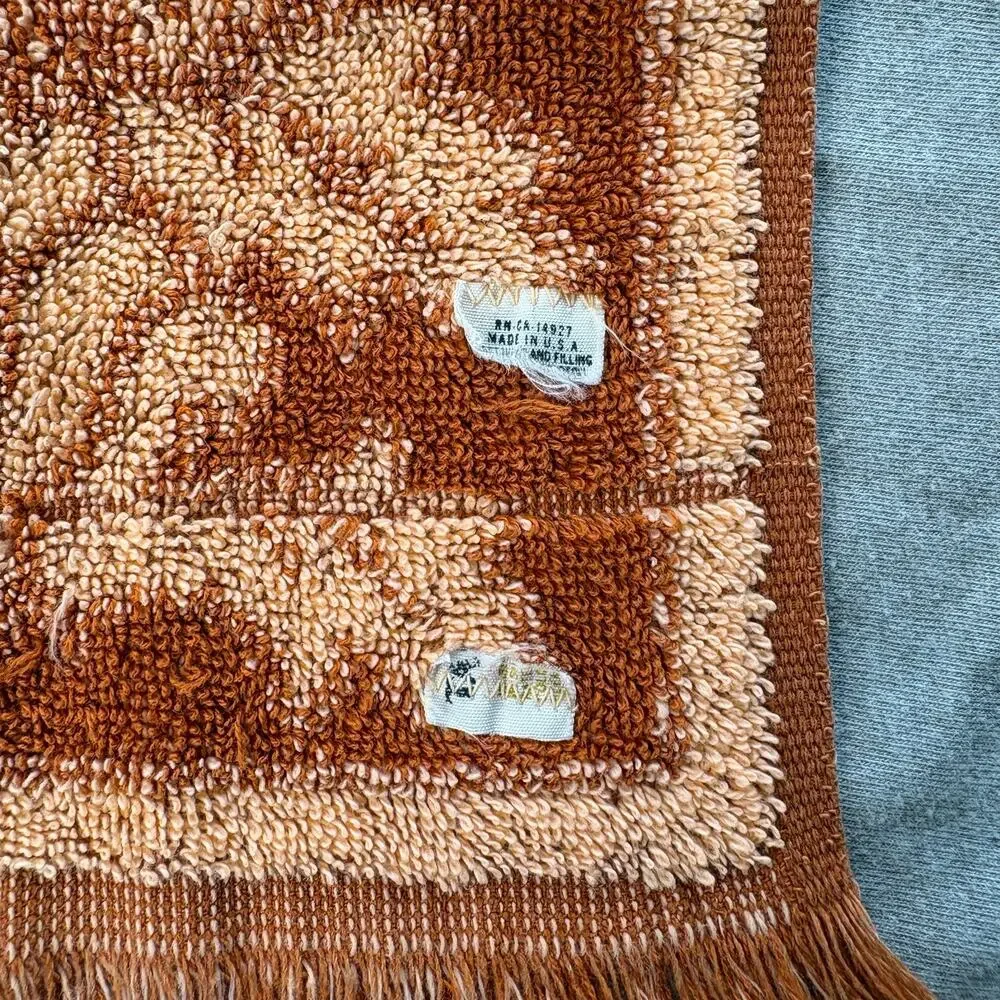 Vintage Tastemaker Orange Peach Sculpted Reversible Hand Towel & 3 Washcloths